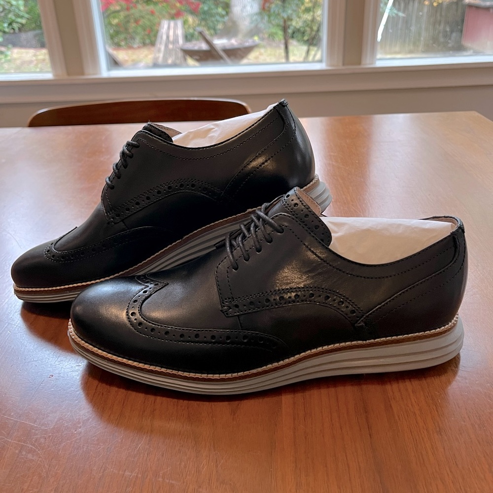 Cole Haan Original Grand Wingtips Size 9